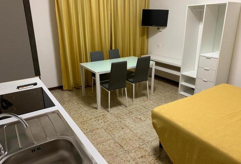 إستوديو قياسى, San Pellegrino