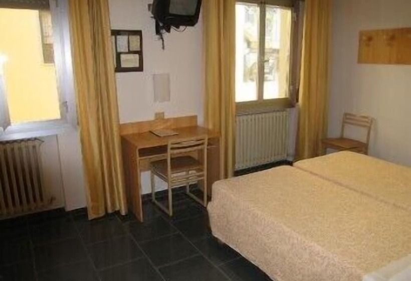 غرفة قياسية, San Pellegrino