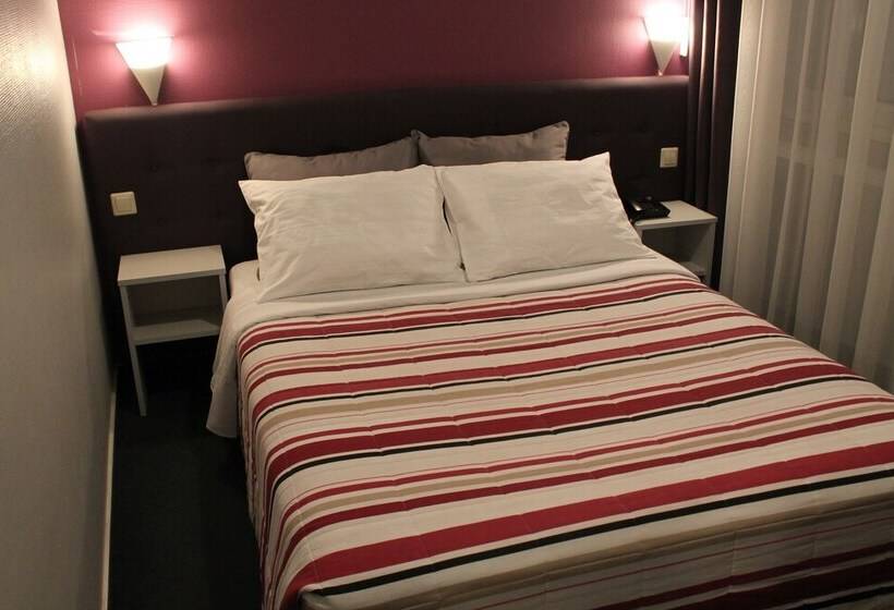 اتاق استاندارد, Yasha