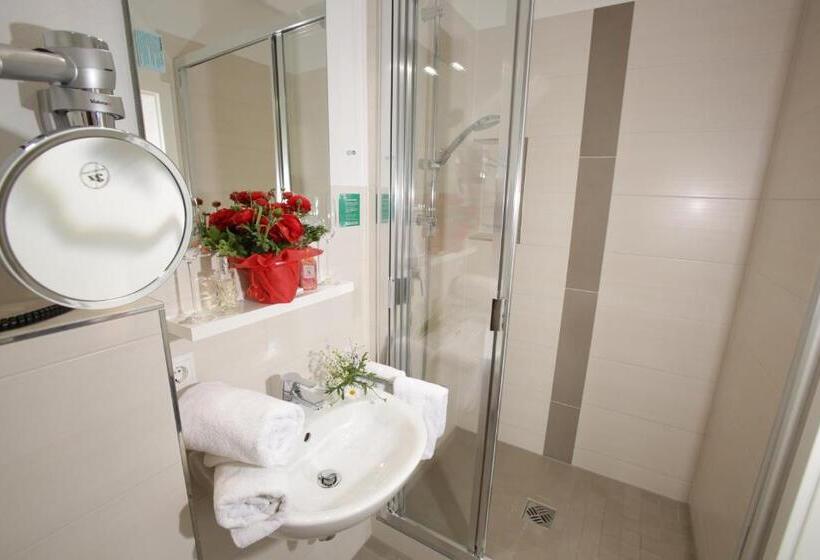 コンフォートルーム, Gasthof Prinzregent Superior