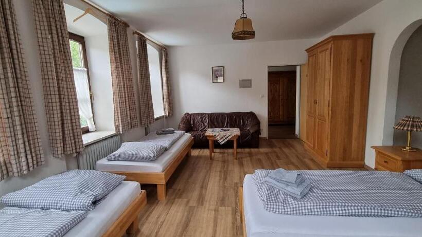 اتاق استاندارد چهار تخته, Gasthof Zum Rassen