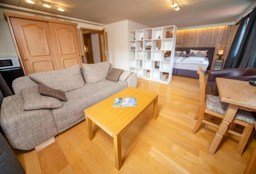 اتاق لوکس خانوادگی, Landgasthof Hanselewirt