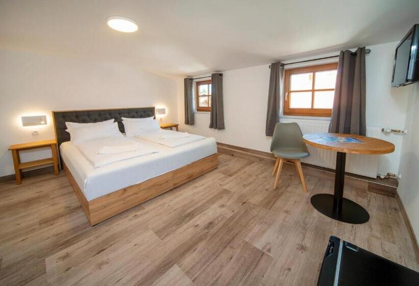 اتاق سوپریور سه تخته, Landgasthof Hanselewirt