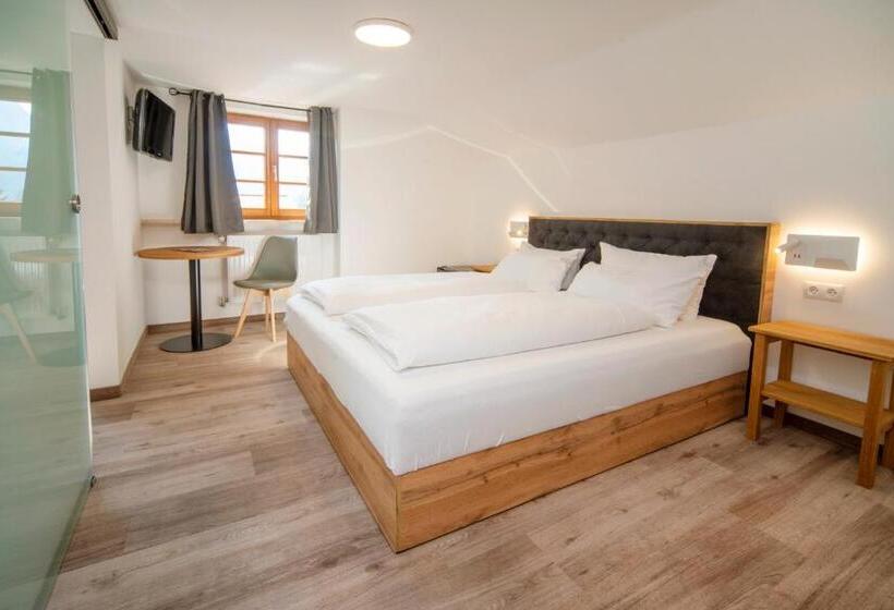 اتاق سوپریور سه تخته, Landgasthof Hanselewirt