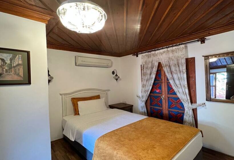 اتاق استاندارد یک نفره, White Garden Hotel Adult Only