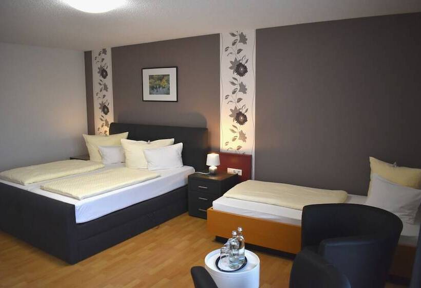 수피리어 트리플 룸, Tiptop Hotel Am Hochrhein