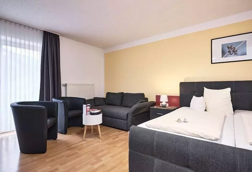 スーペリアトリプルルーム, Tiptop Hotel Am Hochrhein