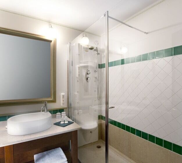 غرفة ديلوكس مطلة على البحيرة, Villa Capri