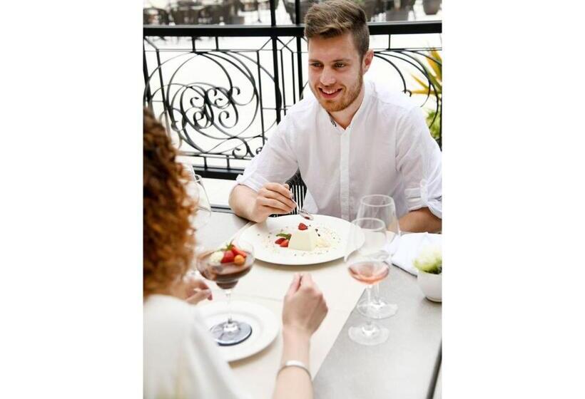 标准间带阳台, Boutique Hotel Esplanade