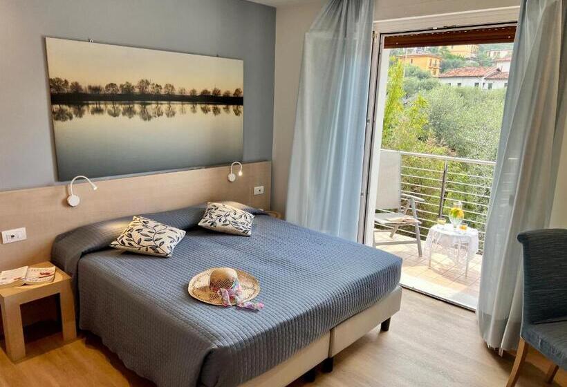 Номер Superior Вид на Сад, Eco Hotel Ariston