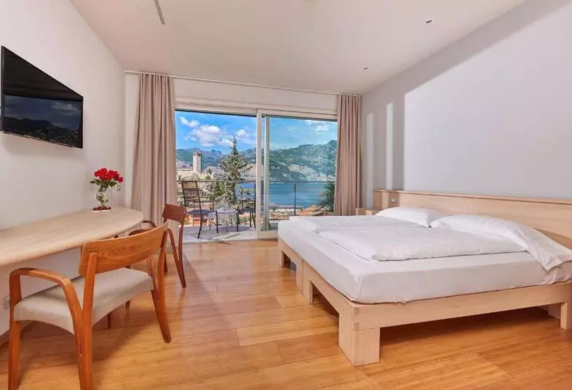 エクゼクティブルーム, Eco Hotel Ariston