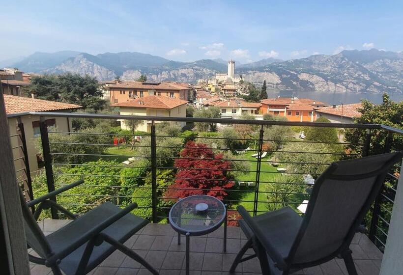 Номер Стандарт Вид на Озеро, Eco Hotel Ariston