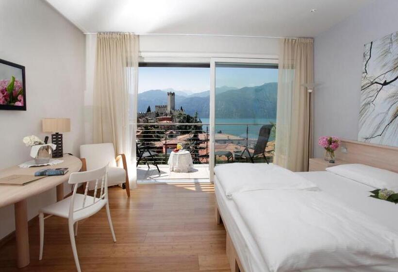 Номер Executive, Eco Hotel Ariston