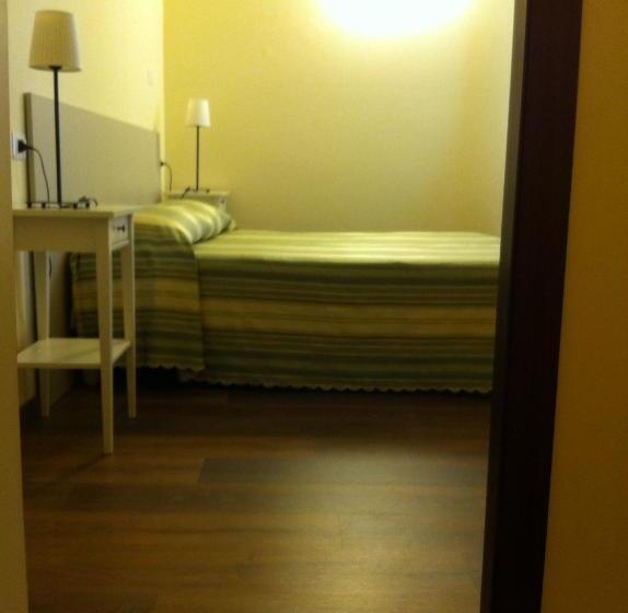 Номер Deluxe, Il Cochino