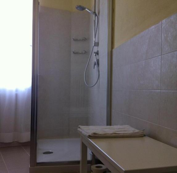 Номер Deluxe, Il Cochino