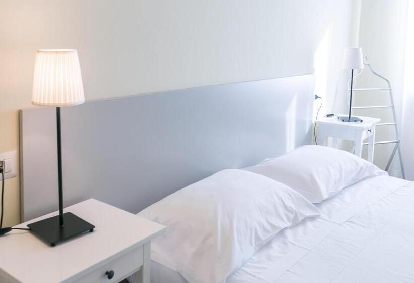 Номер Deluxe, Il Cochino