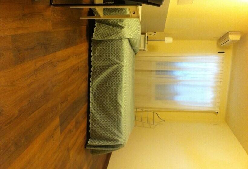 Номер Стандарт, Il Cochino