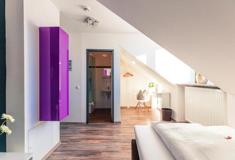 Номер Basic, Arooma