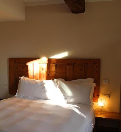 اتاق استاندارد, Art Hotel Varese