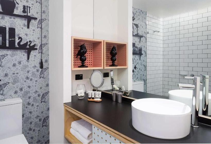 חדר סטנדרט, Atura Blacktown