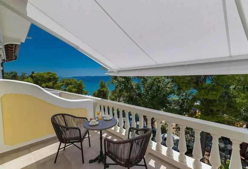 اتاق سوپریور با چشم‌انداز جانبی دریا, Boutique Hotel Esplanade