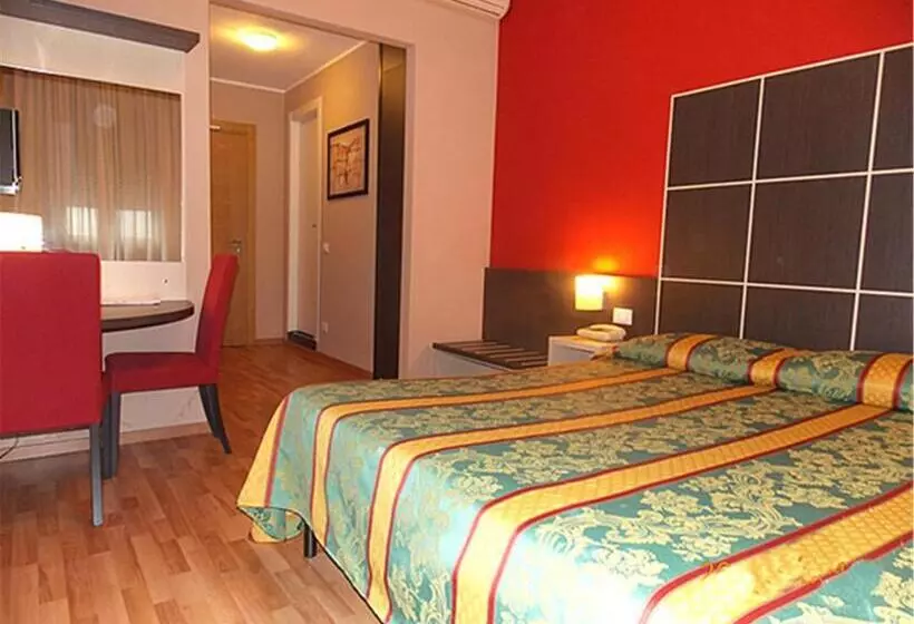 Standard-huone, David