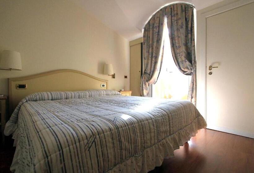 غرفة قياسية فردية, Ena