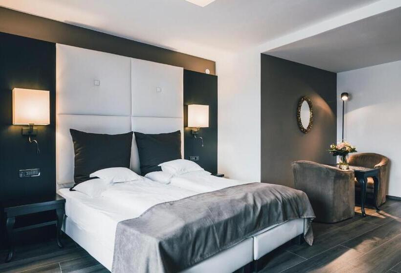 Номер Стандарт, Golserhof