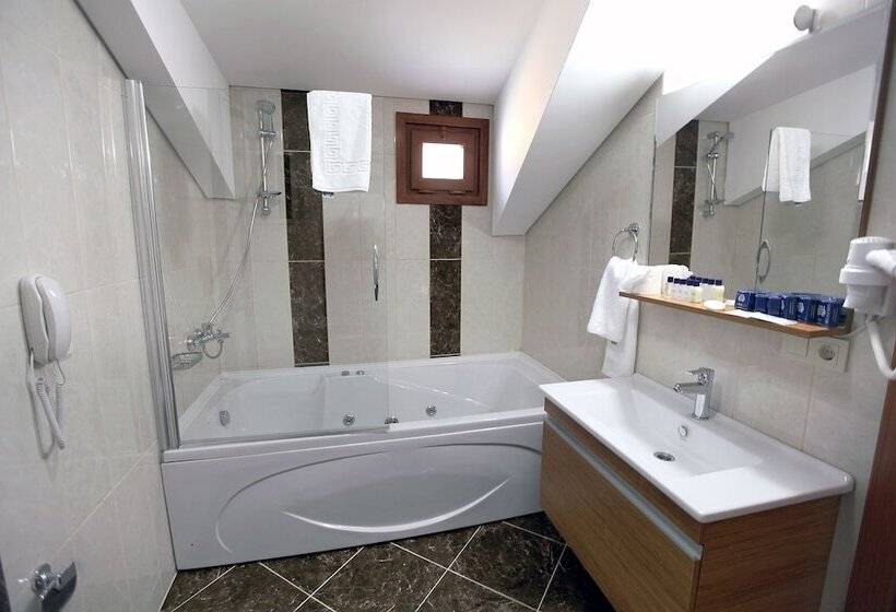 سوییت, Grand Hotel Avcilar