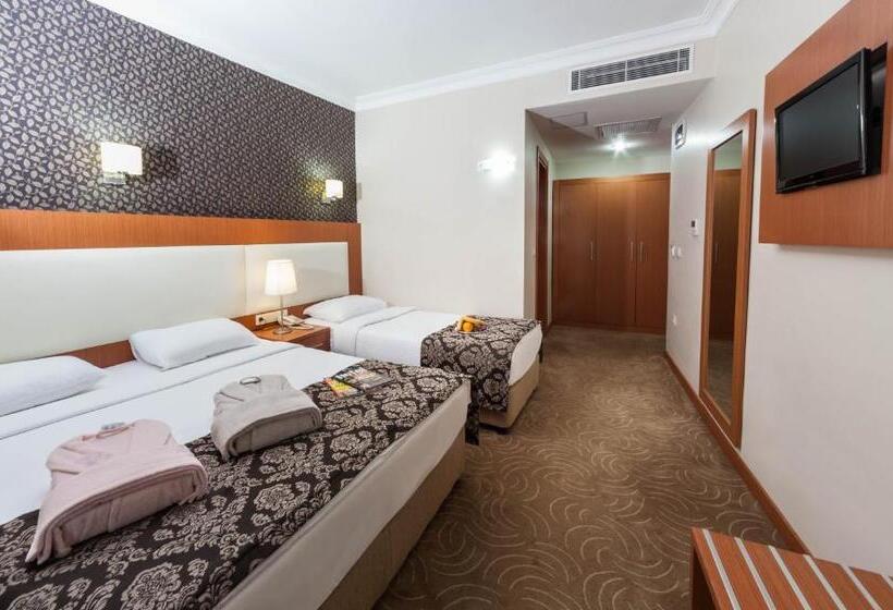 اتاق استاندارد سه نفره, Grand Hotel Avcilar