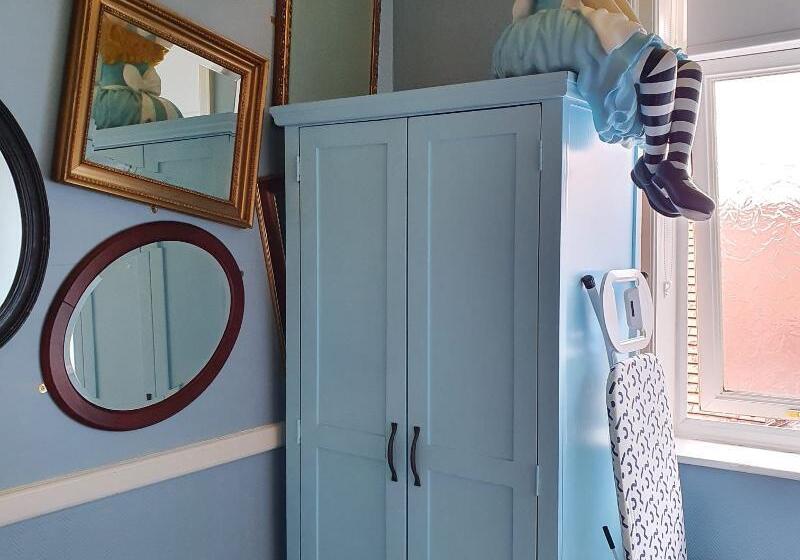 스탠다드 룸, Hatter S