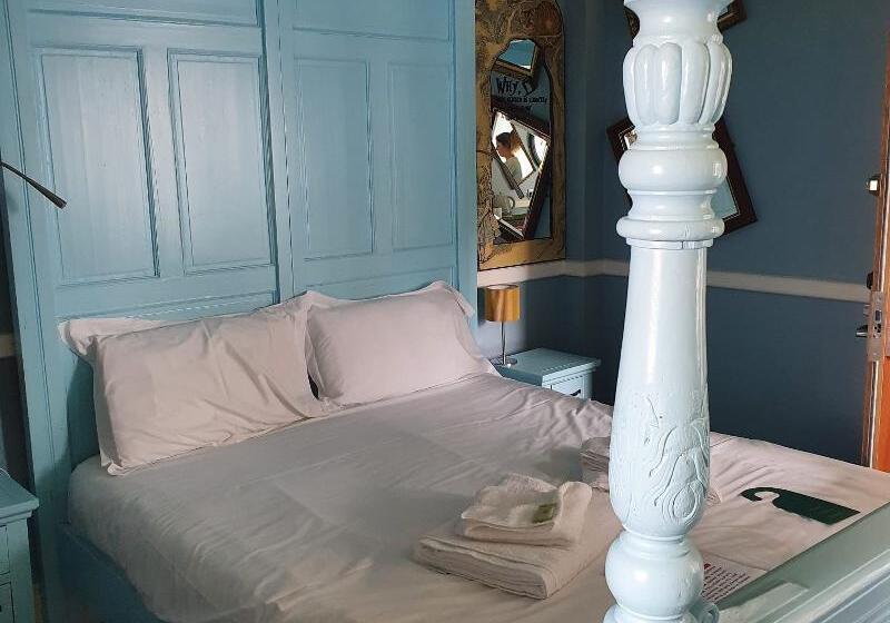 스탠다드 룸, Hatter S