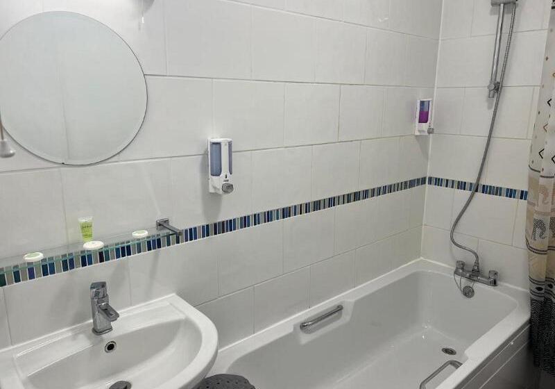 스탠다드 룸, Hatter S