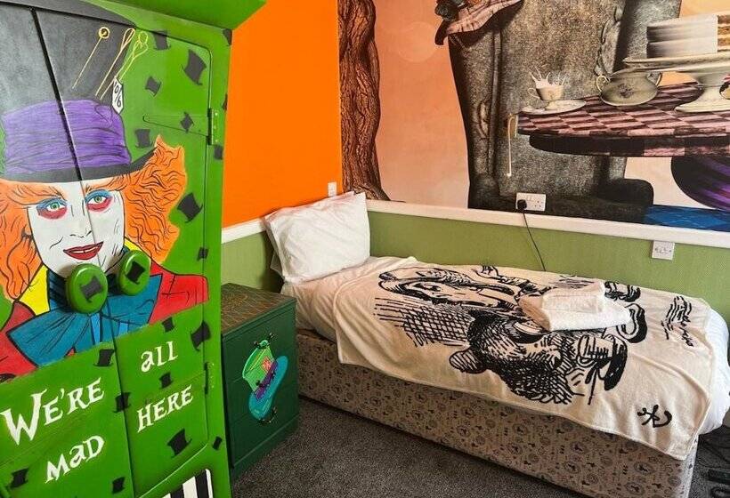 스탠다드 룸, Hatter S