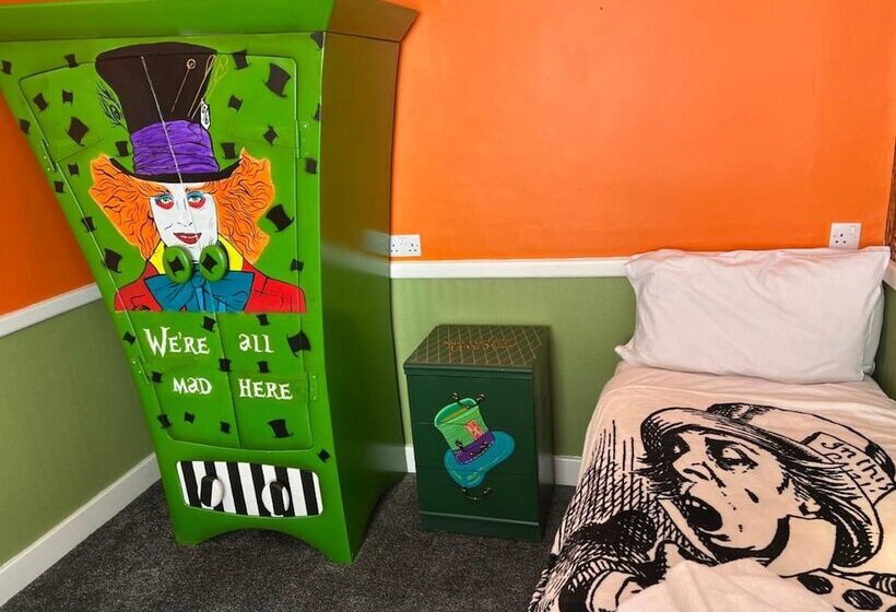 Номер Стандарт, Hatter S