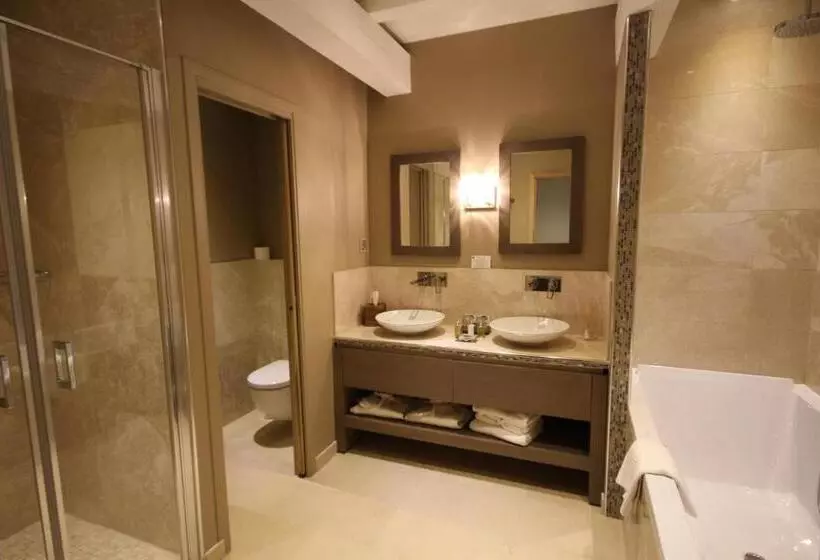 景色の見えるデラックスルーム, La Bastide Saint Georges & Spa