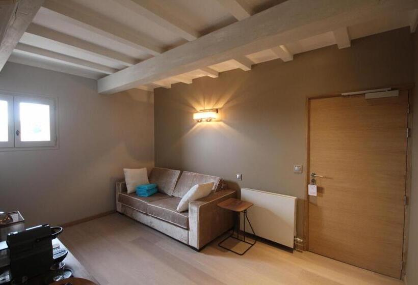 جناح جونيور ديلوكس, La Bastide Saint Georges & Spa