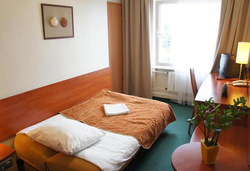 اتاق استاندارد یک نفره, La Siesta & Medical Spa