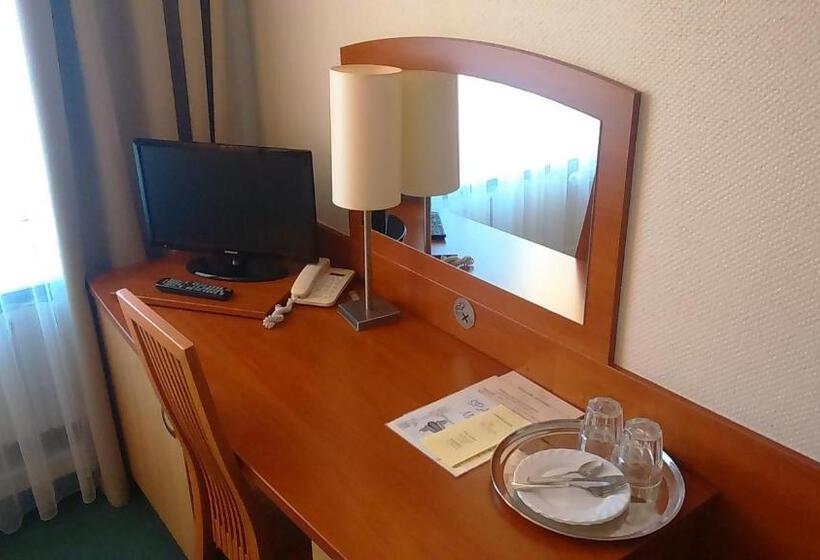 اتاق استاندارد یک نفره, La Siesta & Medical Spa