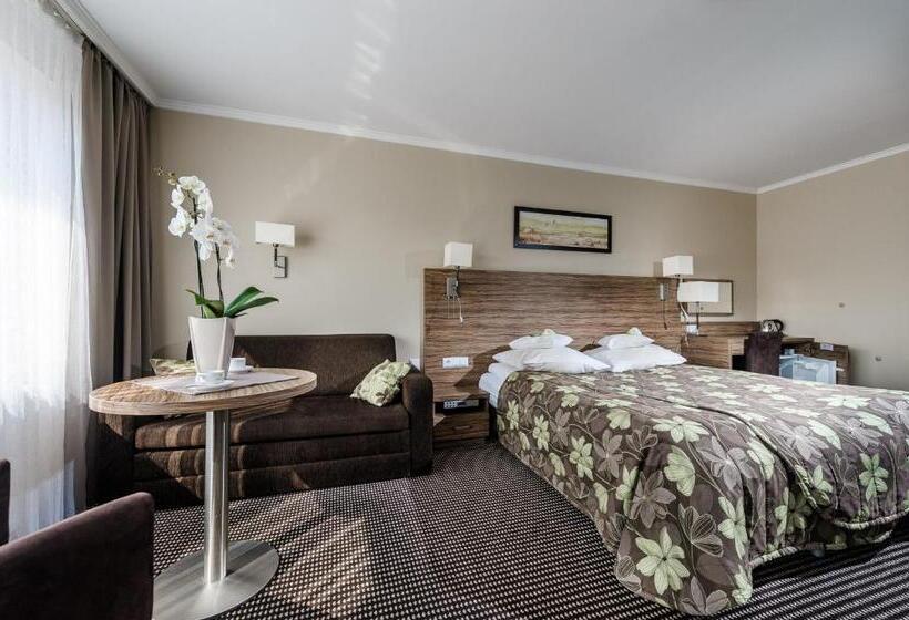 اتاق لوکس, La Siesta & Medical Spa