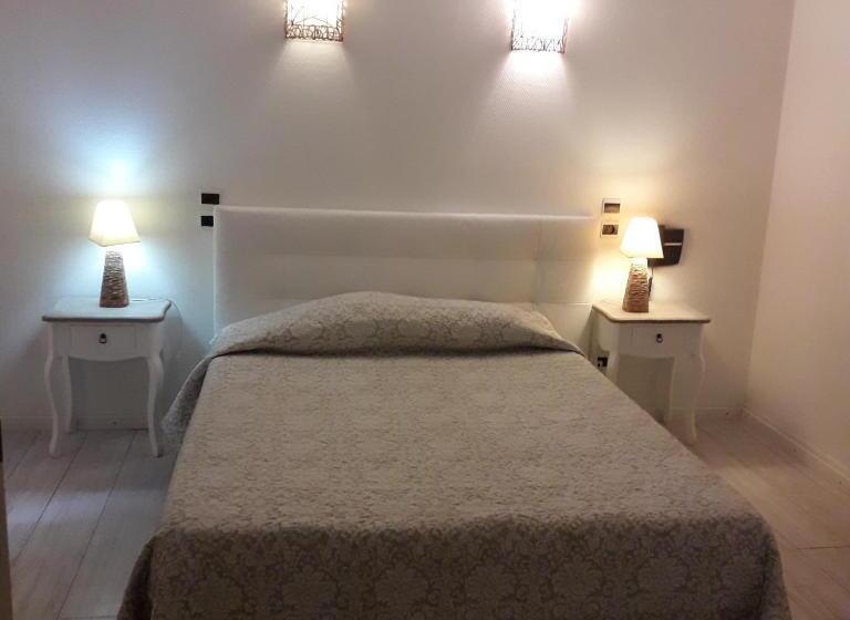 Номер Стандарт, Le National