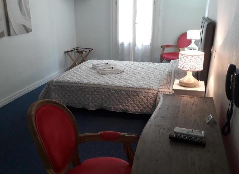 Номер Стандарт, Le National