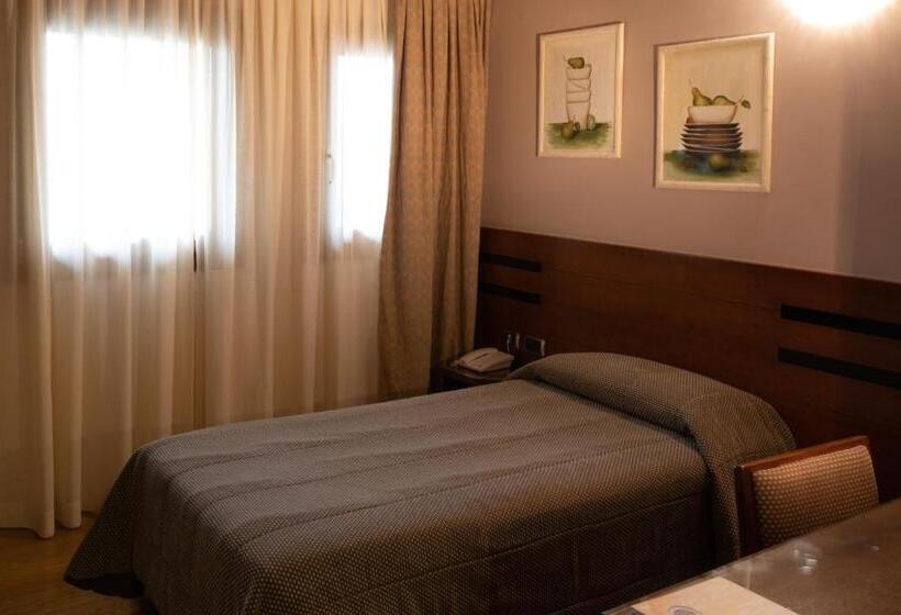 غرفة قياسية فردية, Locanda Al Sole