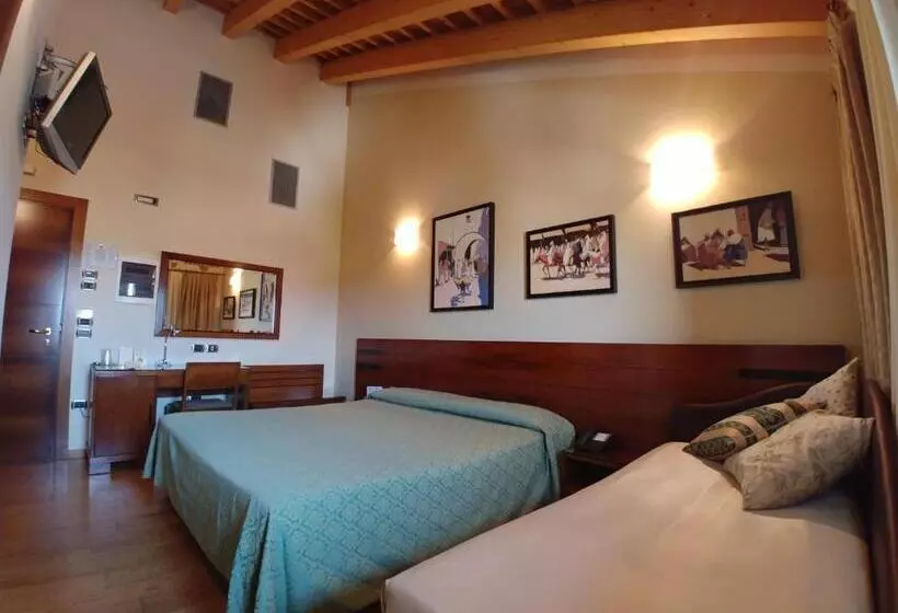 スタンダードトリプルルーム, Locanda Al Sole