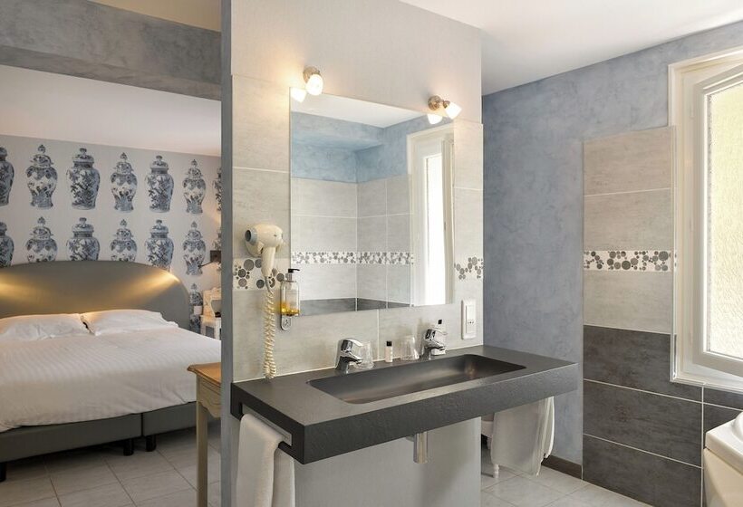 חדר אקזקיוטיב, Logis Domaine De Valaudran