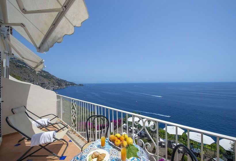 Triple Room Sea View, Open Gate