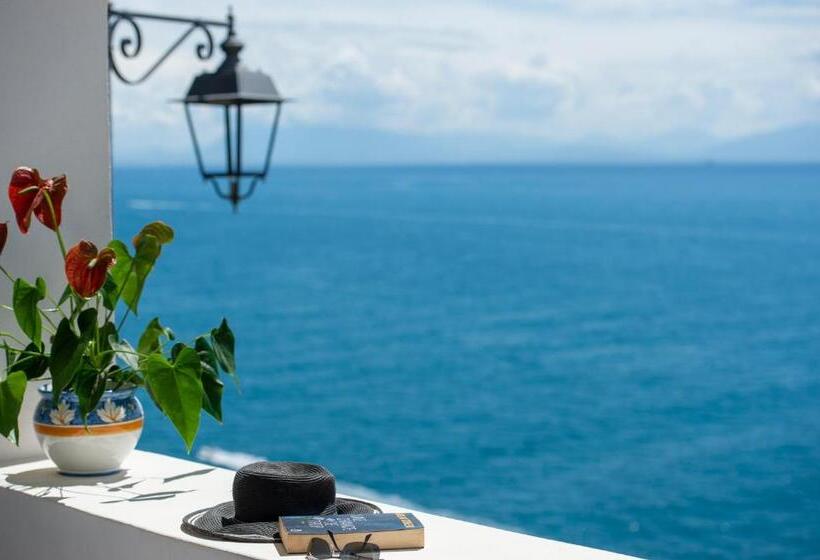 Трехместный Superior Вид на Море, Open Gate