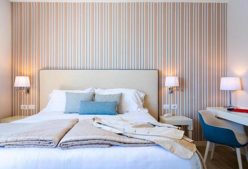 Номер Superior со СПА доступом, Plaza