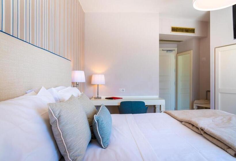 Номер Superior со СПА доступом, Plaza