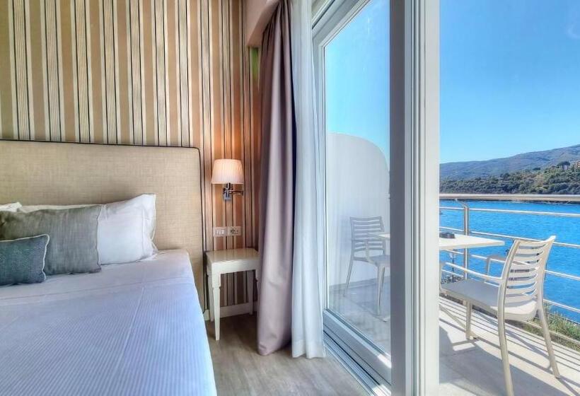 Номер Стандарт, Plaza